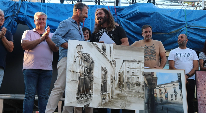 Entrega del premio a Carlos Montero Gil en el XXVI Certamen de Pintura Rápida Ciudad de Guadalajara