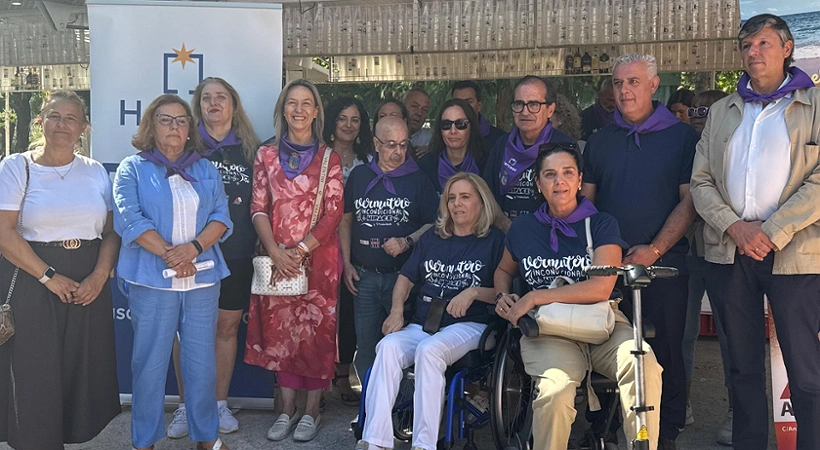 Alcaldesa de Guadalajara, Ana Guarinos, junto a otras autoridades en el Vermú Solidario de Nipace y Ademgu