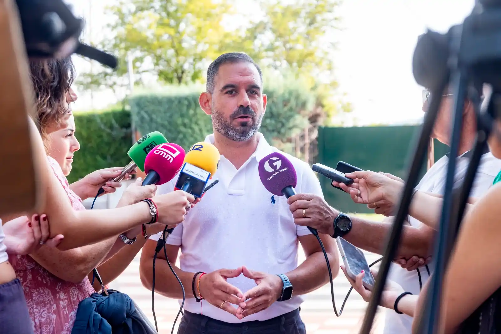 Santiago López Pomeda, concejal de Festejos durante la comparecencia en prensa