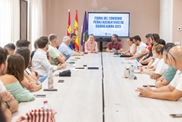 Firma del convenio Peñas Recreativas de Guadalajara 2025