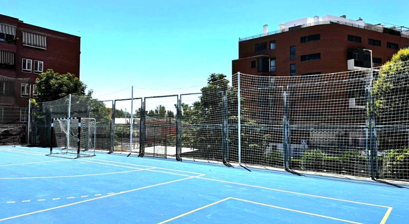 Pista polideportiva del Barrio de los Manantiales