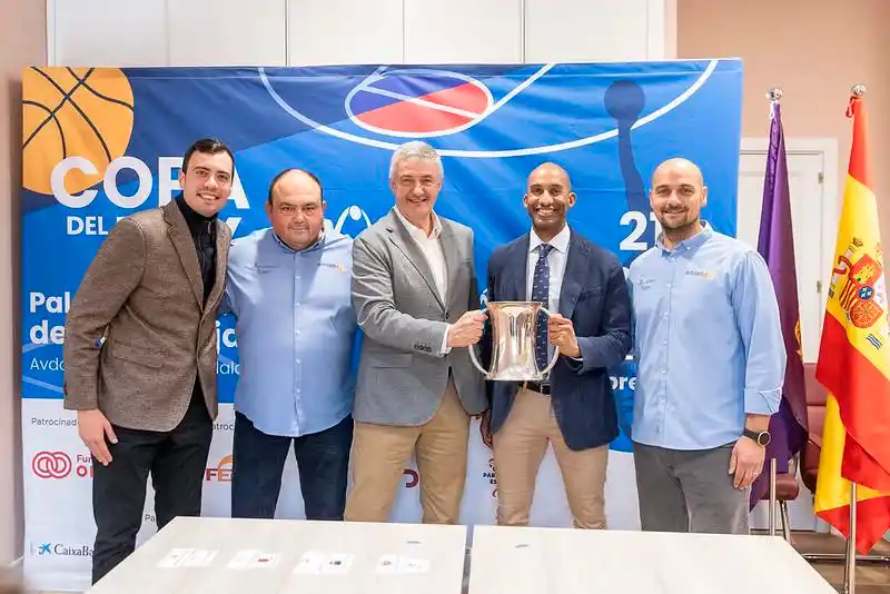 Armengol Engonga presenta la Copa del Rey de baloncesto en silla de ruedas