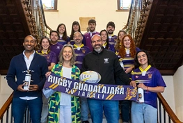 La alcaldesa de Guadalajara felicita al Club de Rugby Guadalajara en su 30 aniversario