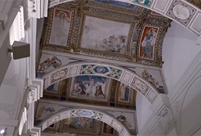 Frescos del interior de la Capilla de Luis de Lucena