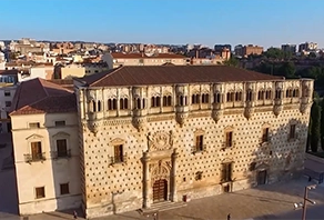 fachada exterior del Palacio del Infantado
