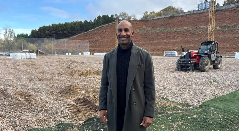 Armengol Engonga, Concejal de Deportes durante la presentación de las obras de mejora