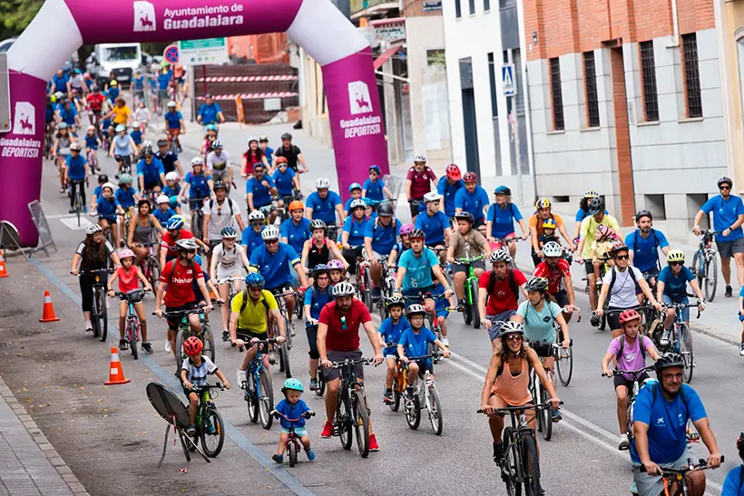 Participantes en el Día de la Bicicleta