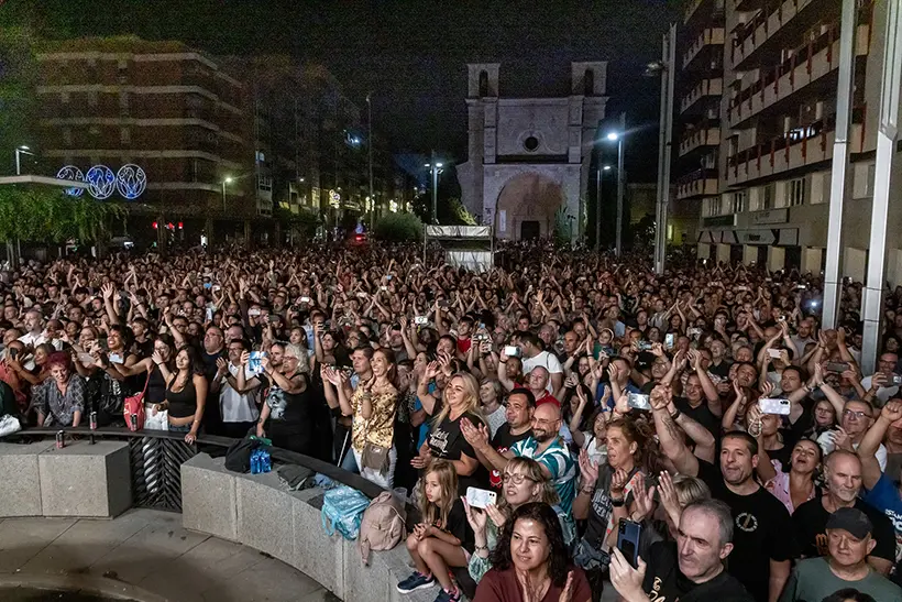 Público en el concierto de Medina Azahara