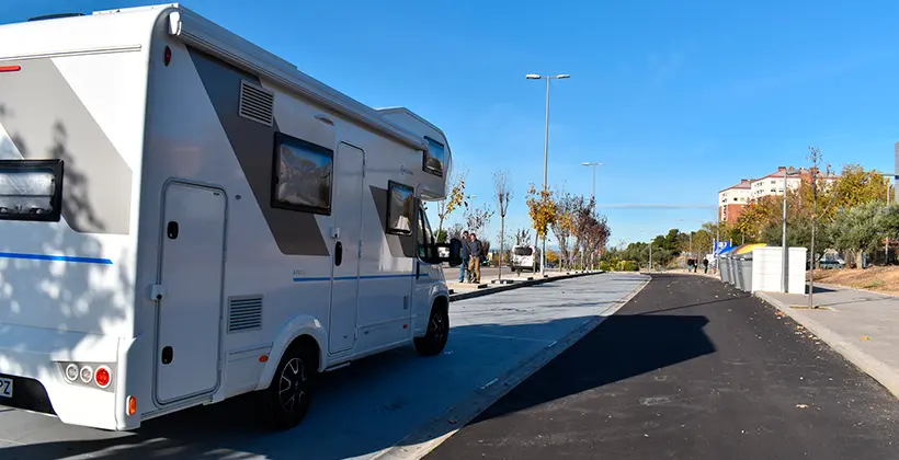 Zona para autocaravanas en la ciudad de Guadalajara