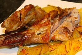 Plato de cordero de Al Mateo Bar