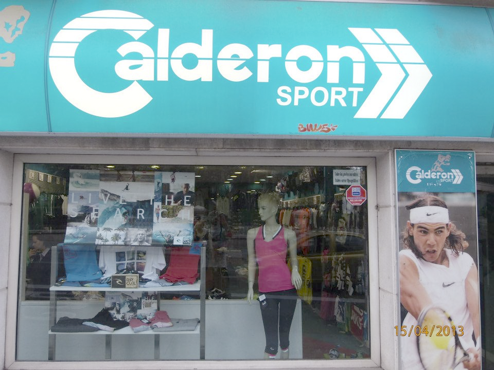 Escaparate de la tienda Calderón Sport