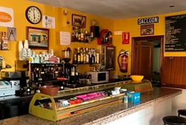 Interior del Café Bar Sacedón