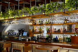 Barra del restaurante Miguel Ángel