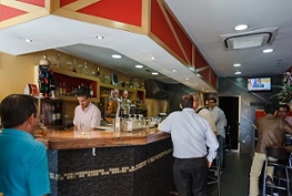 Interior del Bar Río