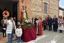Iriépal celebra la fiesta de San Blas con botarga y procesión