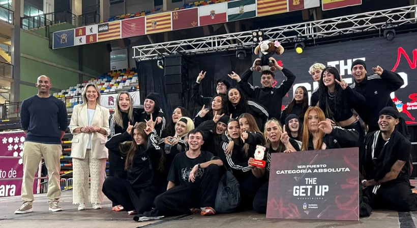Equipo ganador del 1º puesto categoría absoluta The Get Up