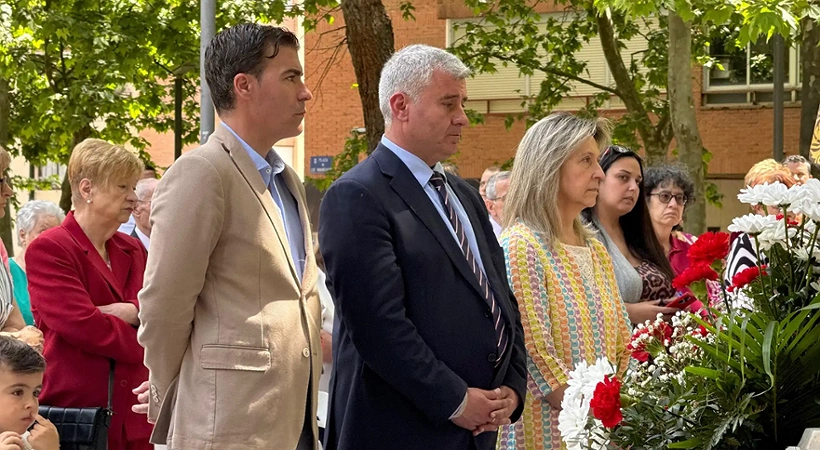 Ana Guarinos, alcaldesa de Guadalajara en la celebración de José Artesano, barrio de los Manantiales